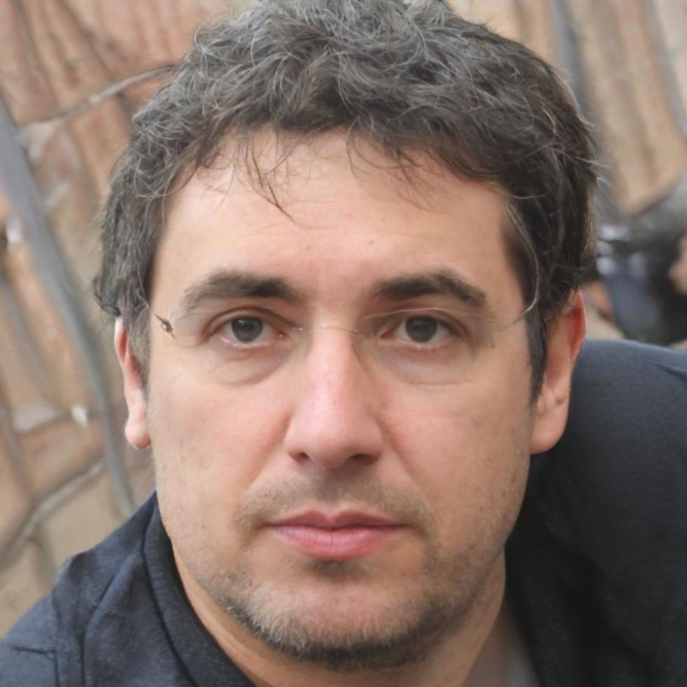 Portrait professionnel du formateur expert en analyse financière